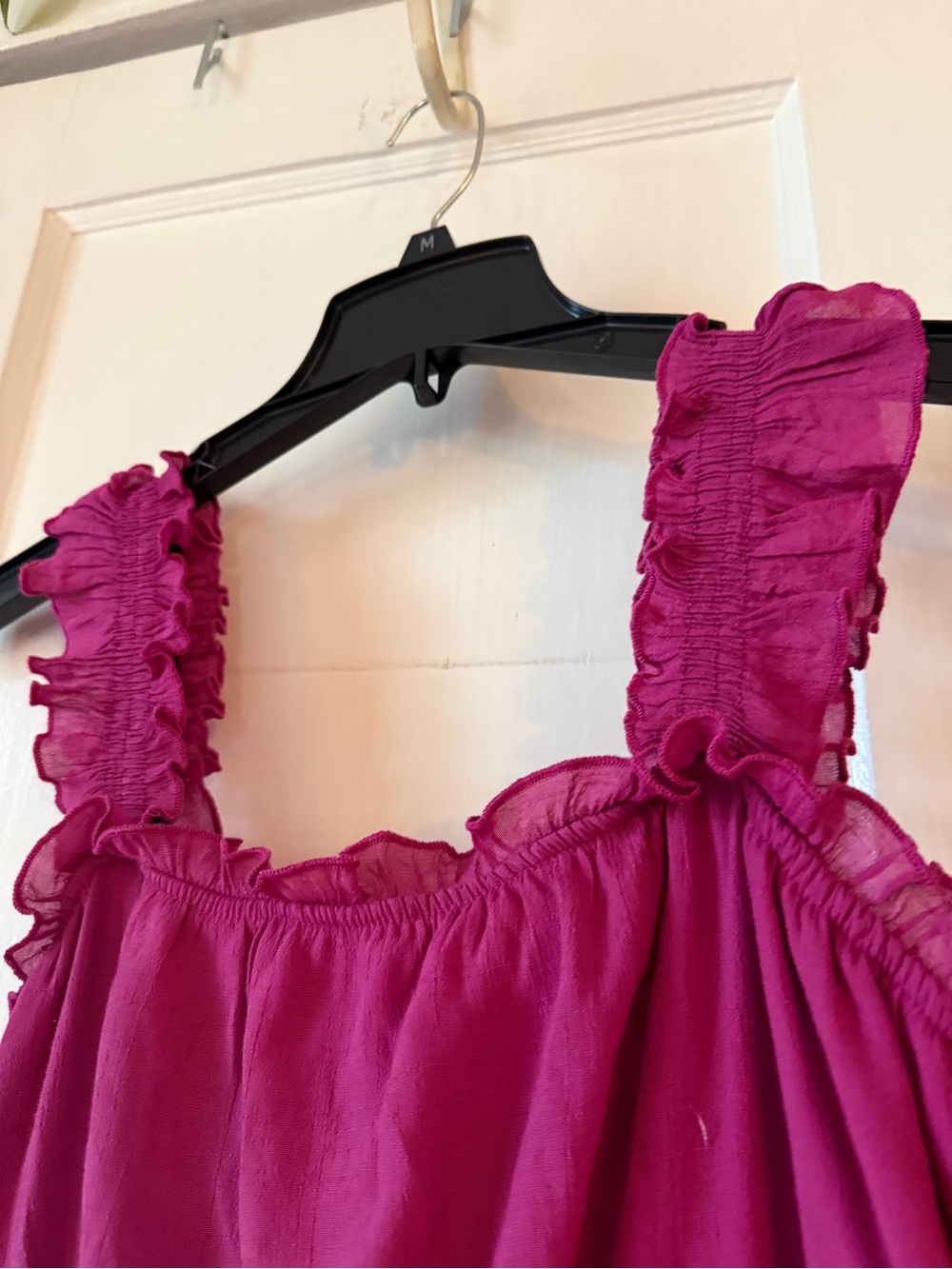 LUXOLOGY size L Sleeveless Fuchsia Tiered Maxi Dress with Ruffled Straps - Picture 5 of 8